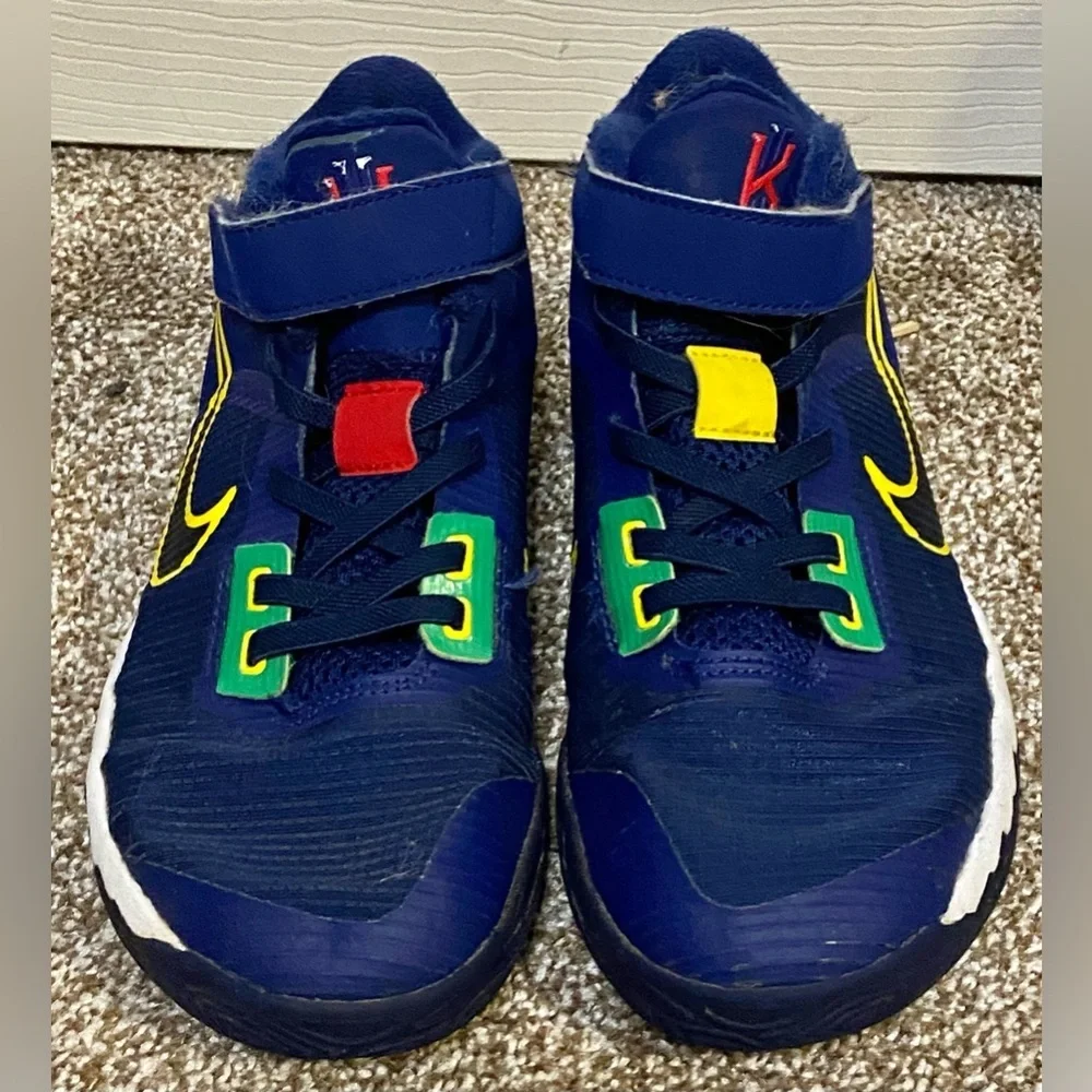 Nike Kyrie Flytrap 4 PS Blue Void Sz 2Y Hook & Loop Sneaker CT5536-400